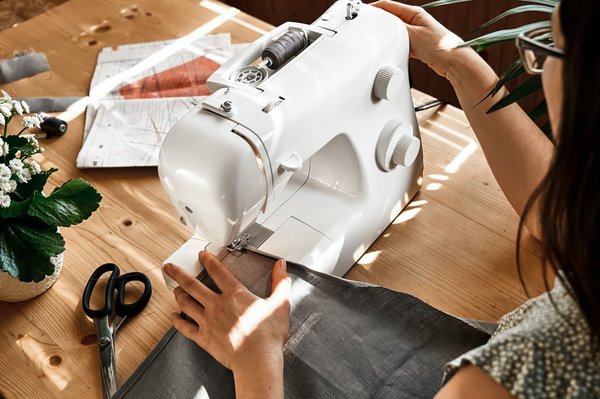 À la Rencontre de l'Équipe de C-cousu.fr : Passion et Expertise en Couture